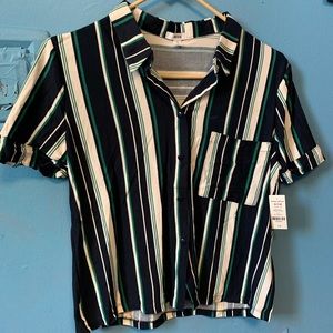 Blouse/ Shirt/ Top